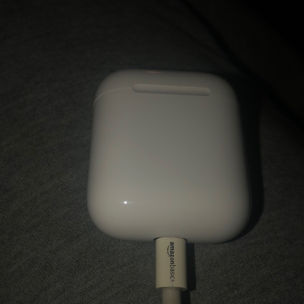 Apple AirPods